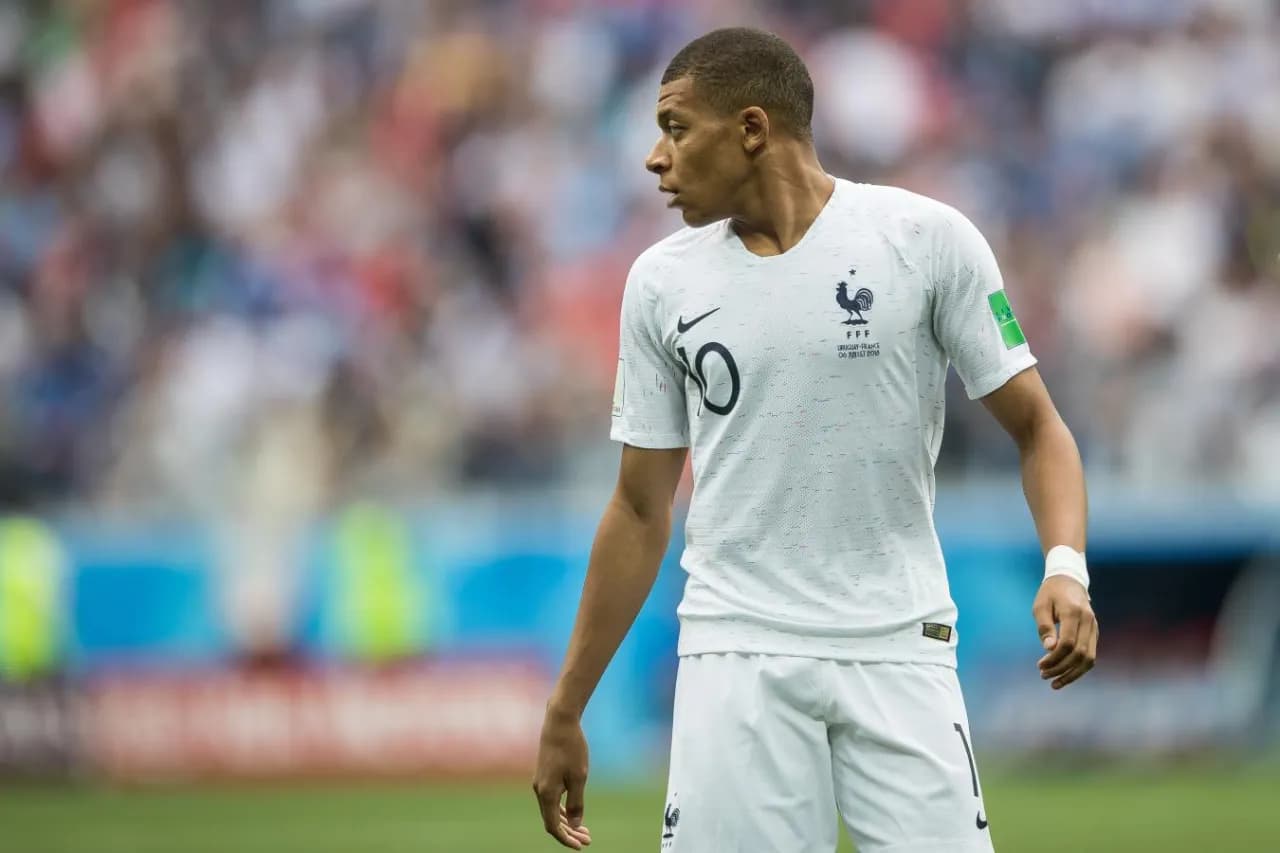 Ile biega Mbappe? Zaskakujące prędkości i rekordy na boisku