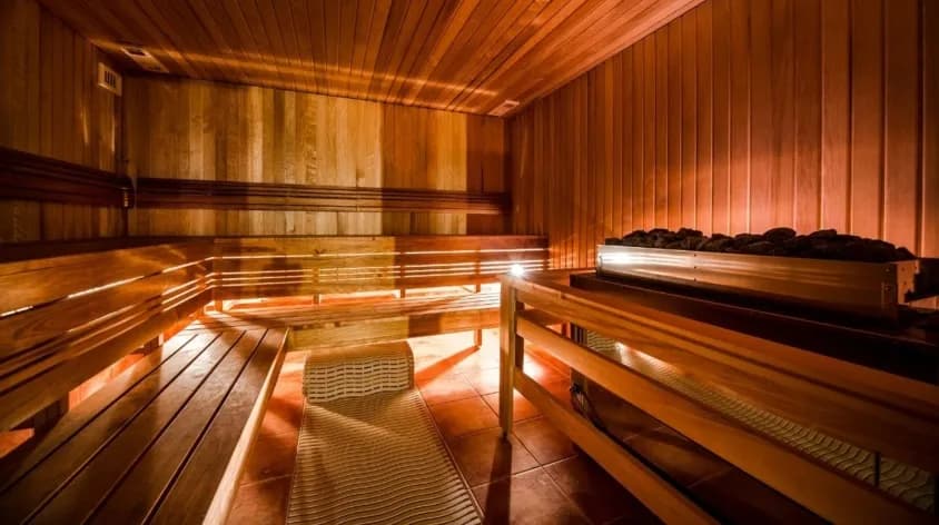 Czy sauna pomaga w odchudzaniu? Odkryj prawdę o jej skuteczności